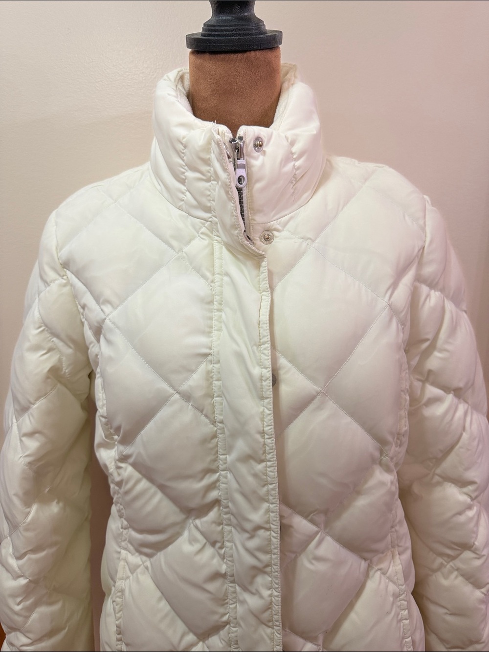 Eddie Bauer EB700 Women’s Goose Down White Diamond Quilted Puffer Jacket - Picture 3 of 12